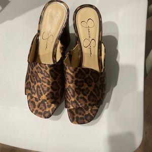 Leopard wood wedge sole
